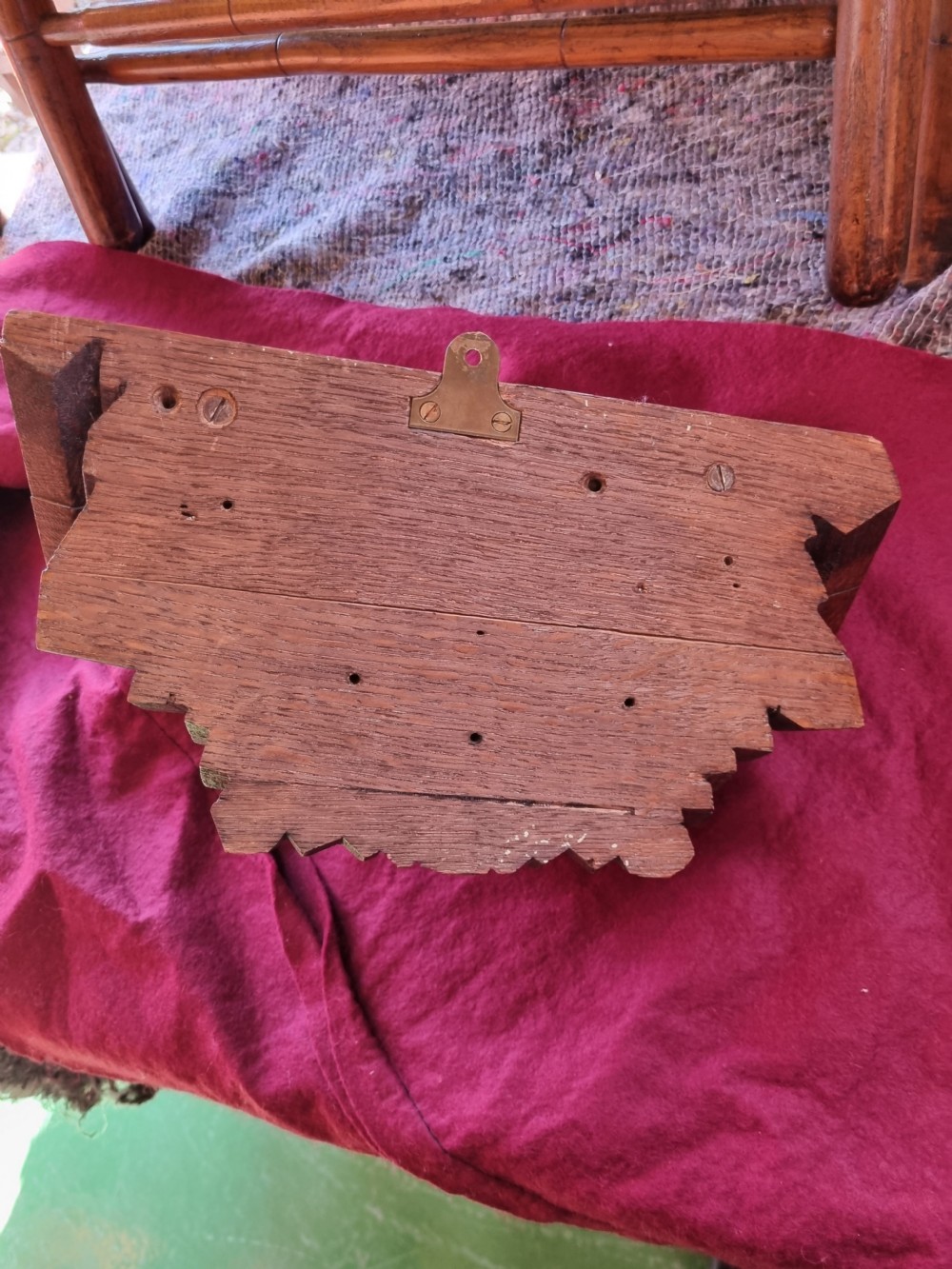 ANTIQUE 19THC OAK CARVED CHERUB HEAD WALL BRACKET. View IV