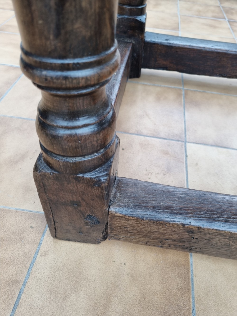 SMALL POST TUDOR 17THC OAK SERVING TABLE  View VI