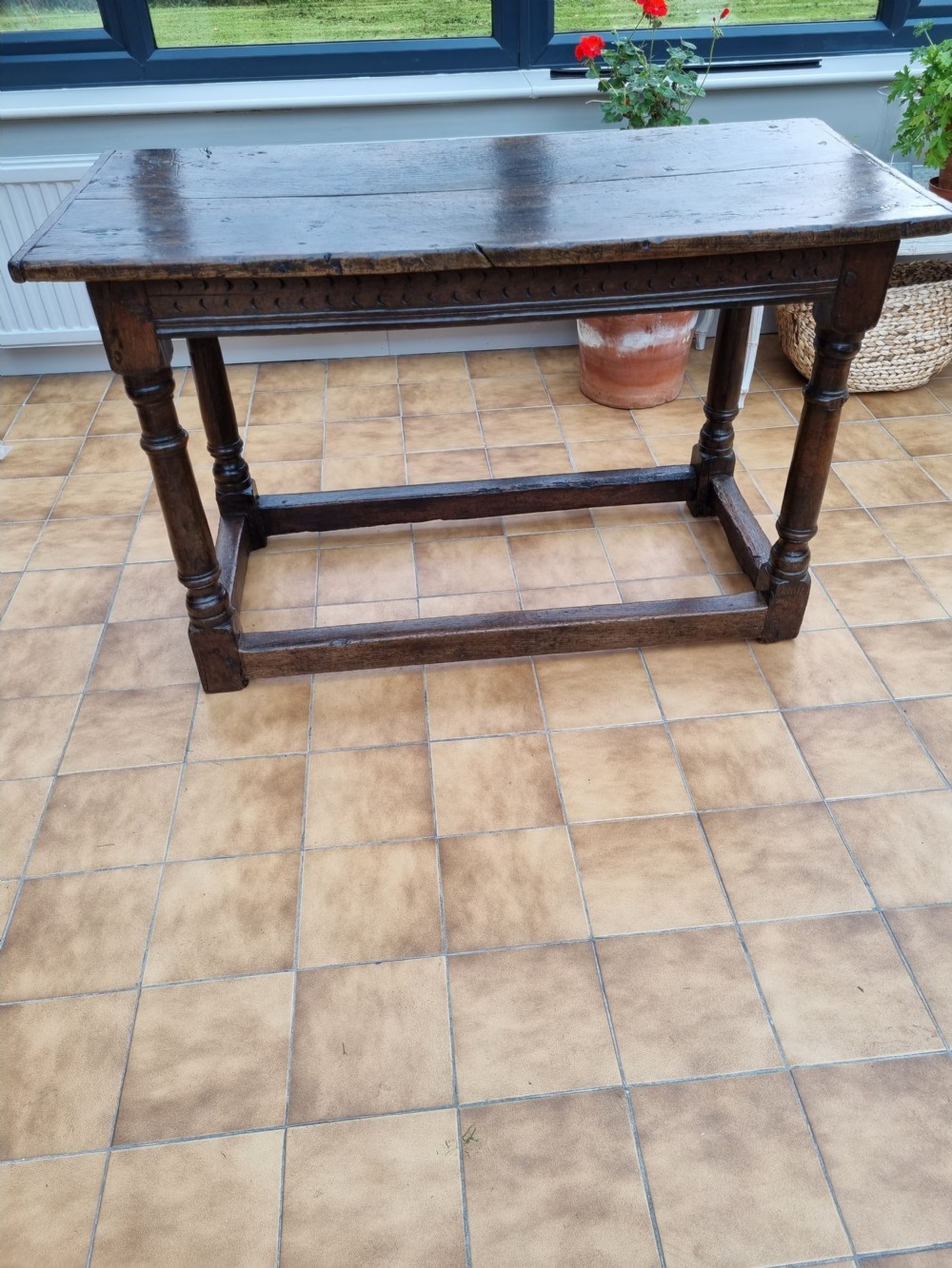SMALL POST TUDOR 17THC OAK SERVING TABLE  View VII