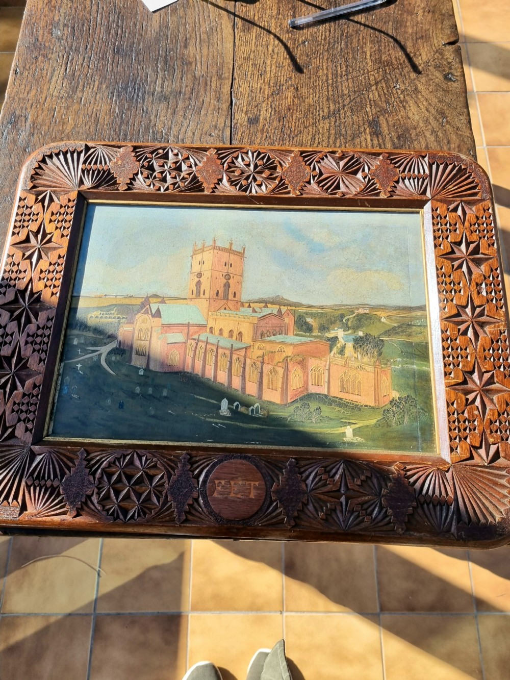 TRAMP ART WELSH OAK FRAMED NAIVE OIL ON CANVAS OF ST DAVID,S WALES View V