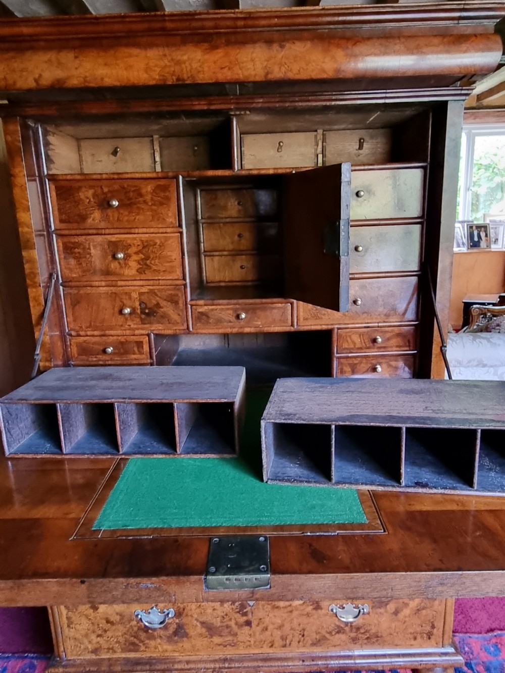17thc  ENGLISH ESCRITOIRE/ WRITING DESK OF SMALL PROPORTIONS
 View VIII