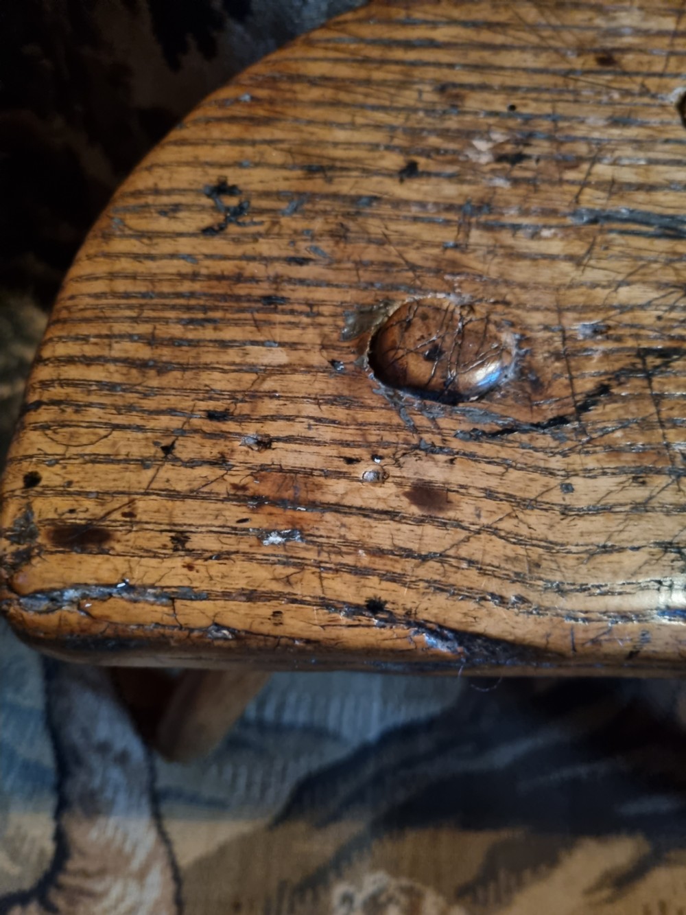 SMALL 18TH/E19THC OAK/ELM MILKING STOOL  View III