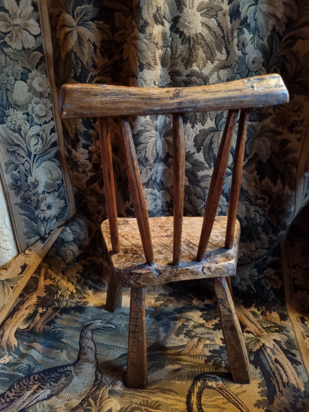ANTIQUE WELSH  CHILD,S ASH AND ELM   STICK CHAIR  View II