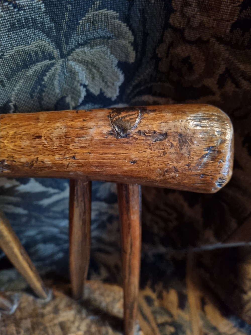 ANTIQUE WELSH  CHILD,S ASH AND ELM   STICK CHAIR  View III