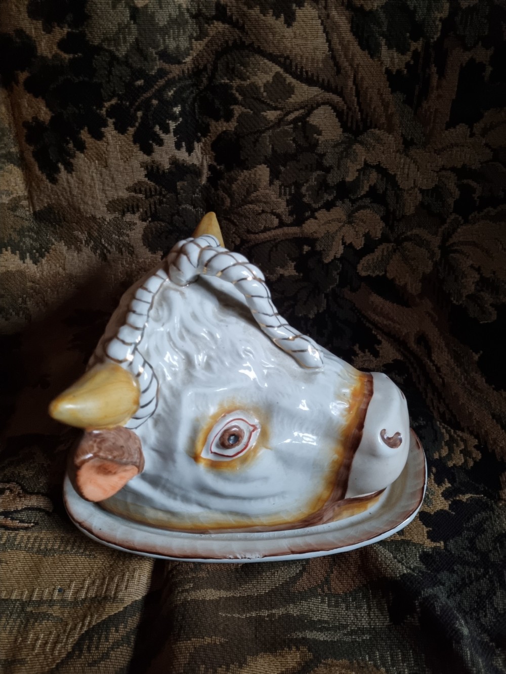 A SCARCE 18THC STAFFORDSHIRE,S BULL S HEAD 