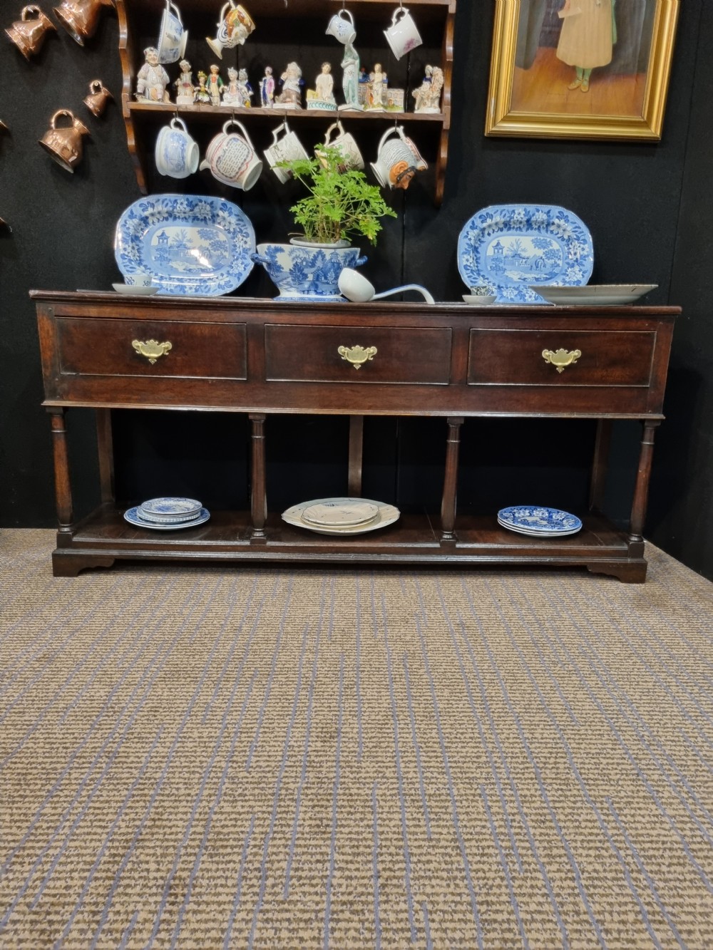 18THC MID/SOUTH WALES OAK POTBOARD DRESSER BASE View IV