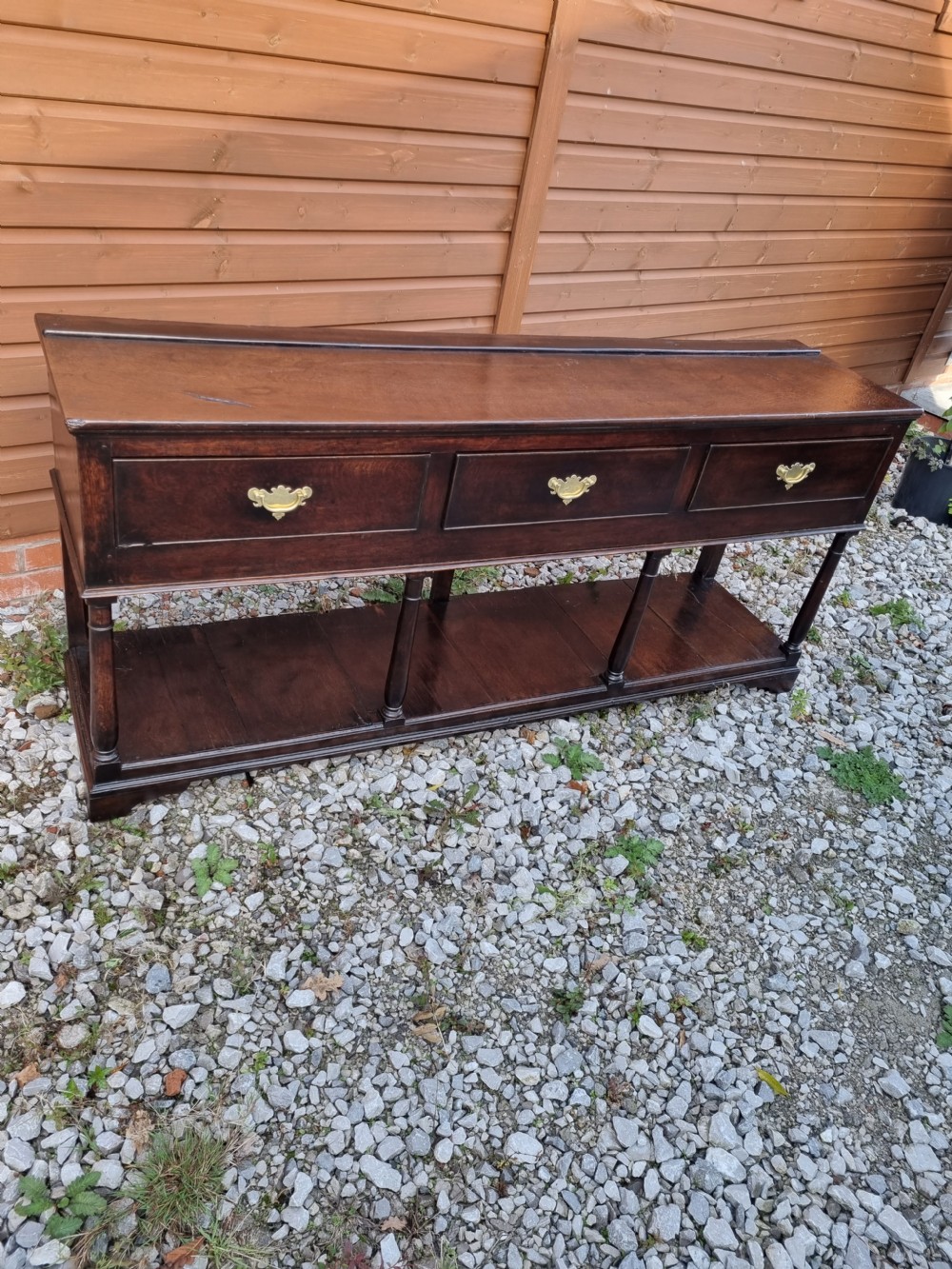 18THC MID/SOUTH WALES OAK POTBOARD DRESSER BASE View VIII