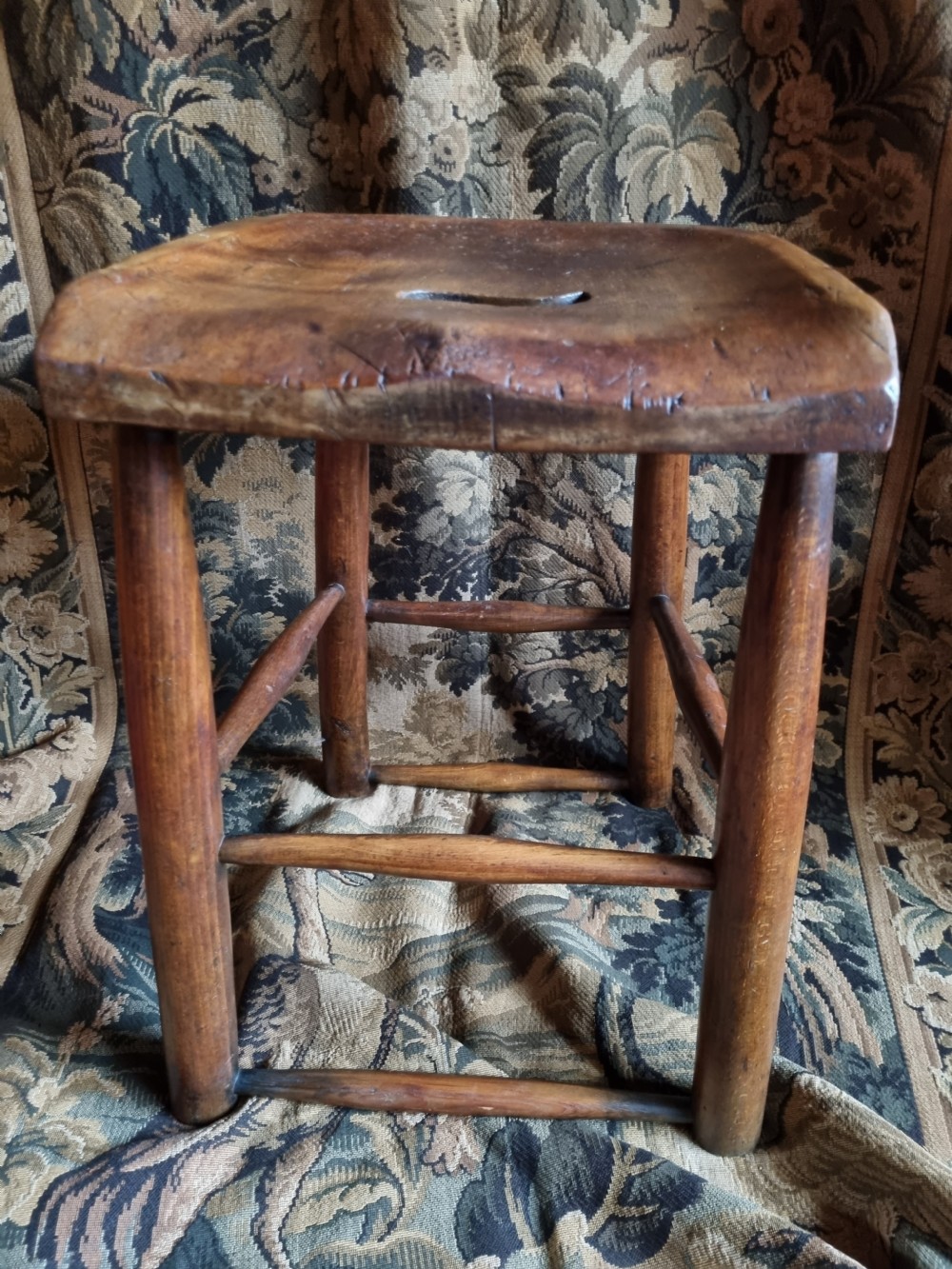 UNUSUAL 19THC COBBLER/CUTLER'SSTOOL IN ELM  View II