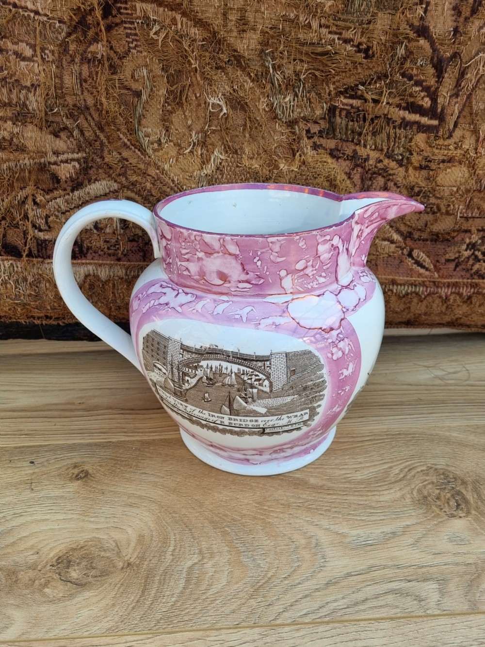 SUPERB CONDITION LARGE19THC SUNDERLAND LUSTRE JUG 