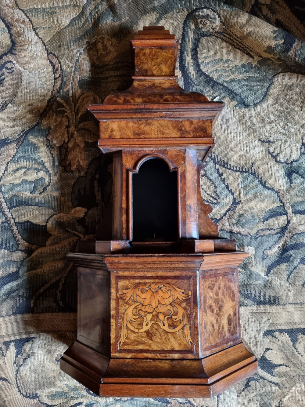 LATE 17THC/E18THC INLAID ITALIAN WALNUT RELIC HOLDER/TABERNACLE  View IV