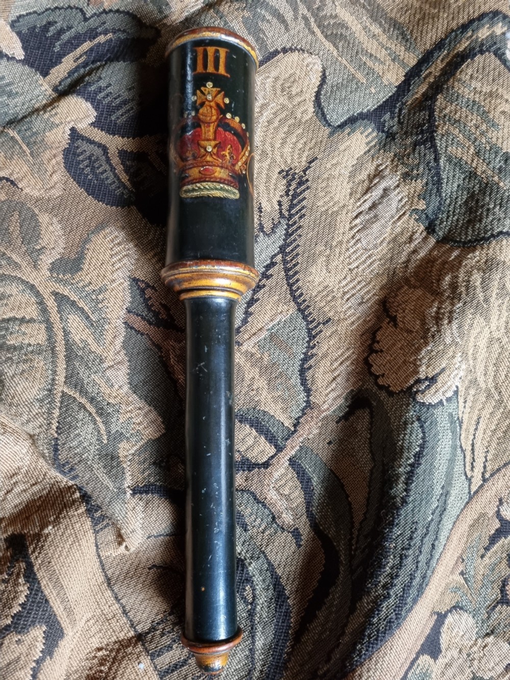GEORGE THE THIRD PAINTED TRUNCHEON C1800 ORIGINAL View V