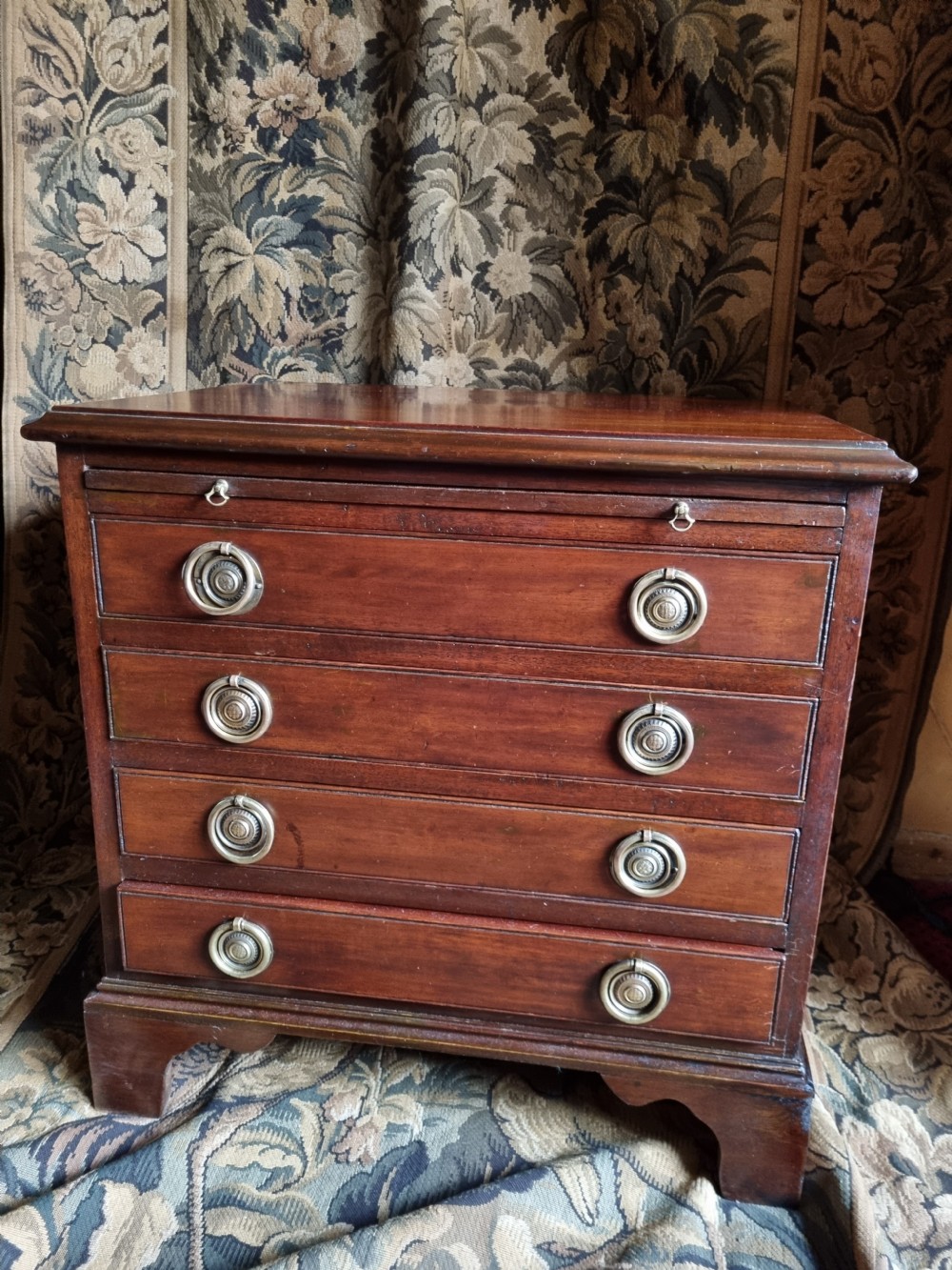  SMALL ANTIQUE MAHOGANY CHEST WITH A SLIDE  View VI