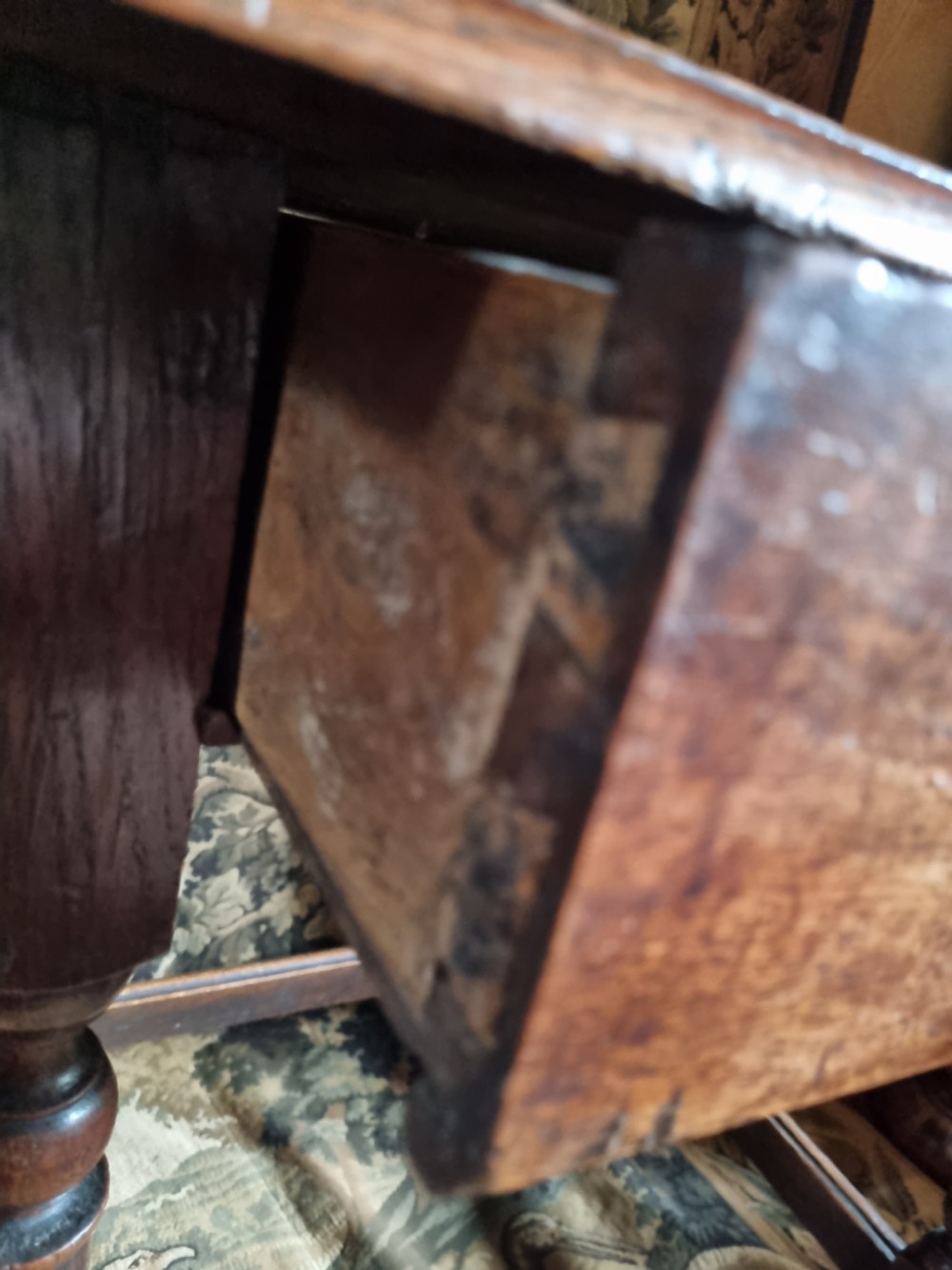 EARLY 18TH C ORIGINAL OAK SIDE TABLE WITH DRAWER. View V