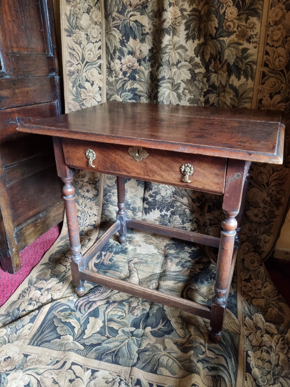 EARLY 18TH C ORIGINAL OAK SIDE TABLE WITH DRAWER. View VI