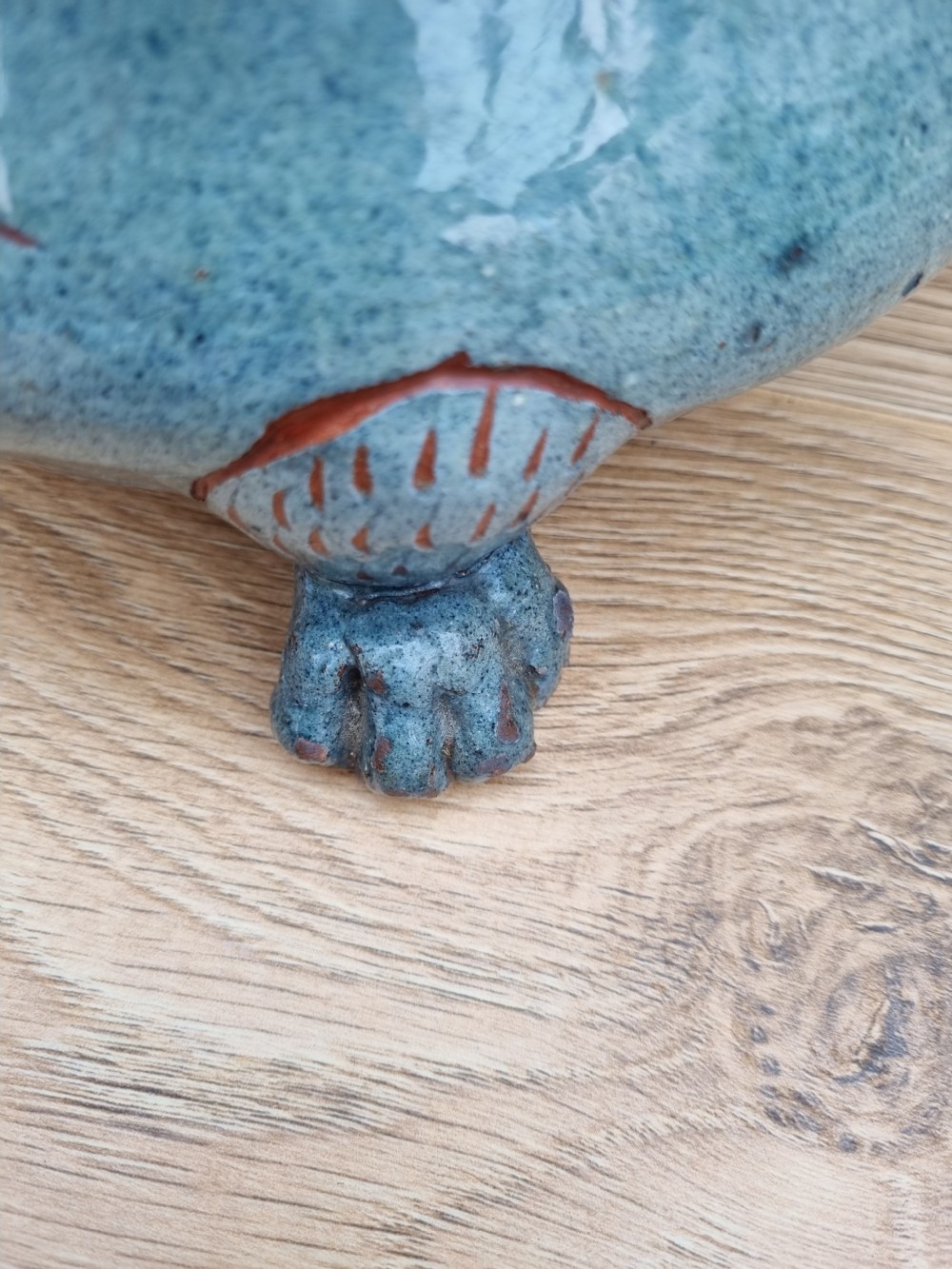 EWENNY CLAY PIT POTTERY LARGE BOWL ON CLAW FEET View III