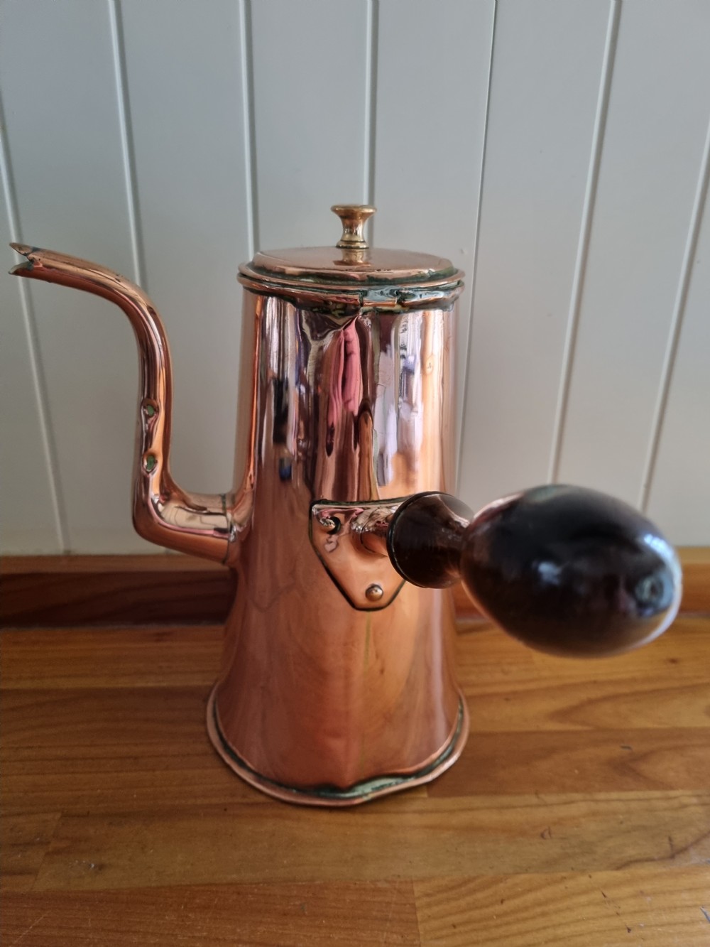 A LARGE 19C COUNTRY HOUSE COPPER CHOCOLATE POT  View IV