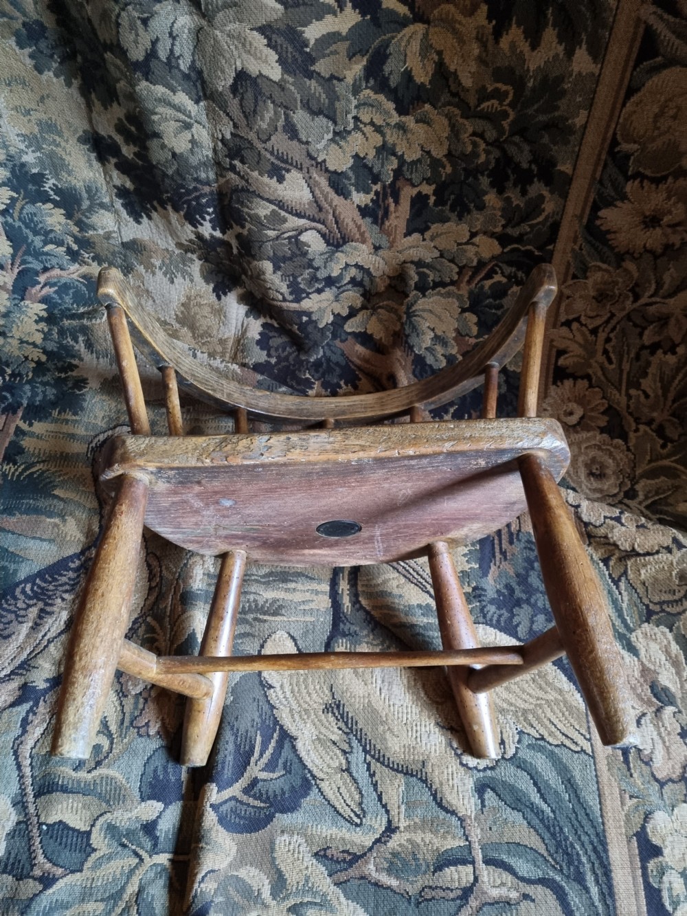 A SUPER NAIVE 19TH C ASH AND ELM CHILDS CHAIR . View VII