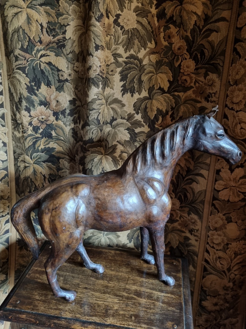 GOOD FRENCH  5OCM H.51CM L  LEATHER HORSE MODEL View VI