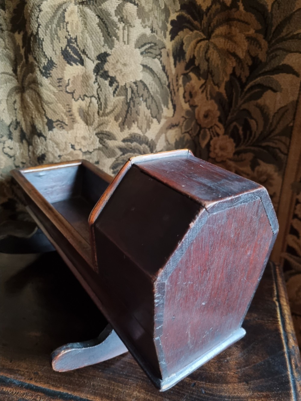 MINATURE 19THC OAK AND MAHOGANY  DOLL,S CRADLE  View II