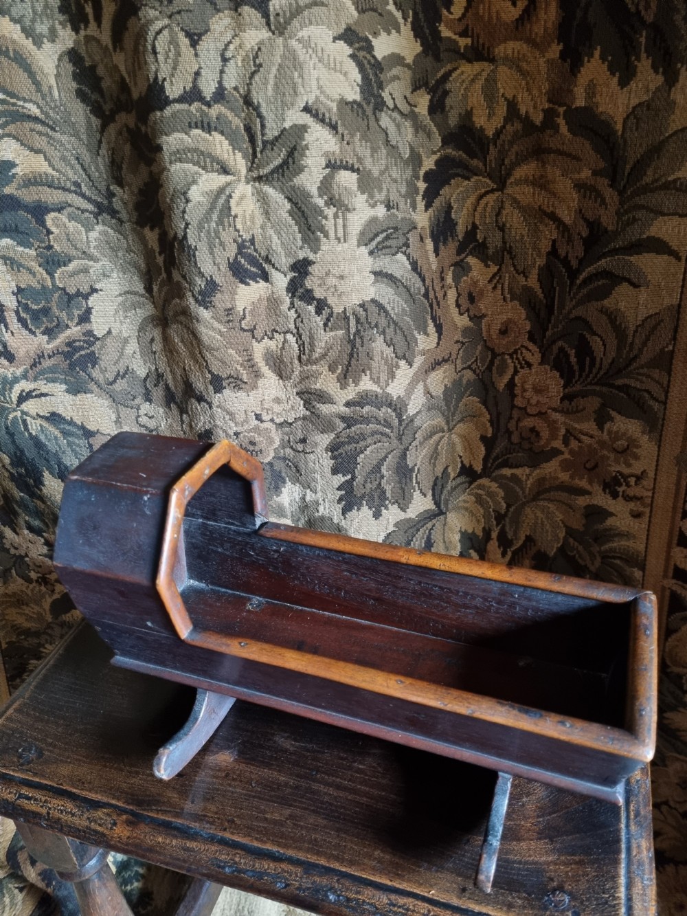MINATURE 19THC OAK AND MAHOGANY  DOLL,S CRADLE  View V