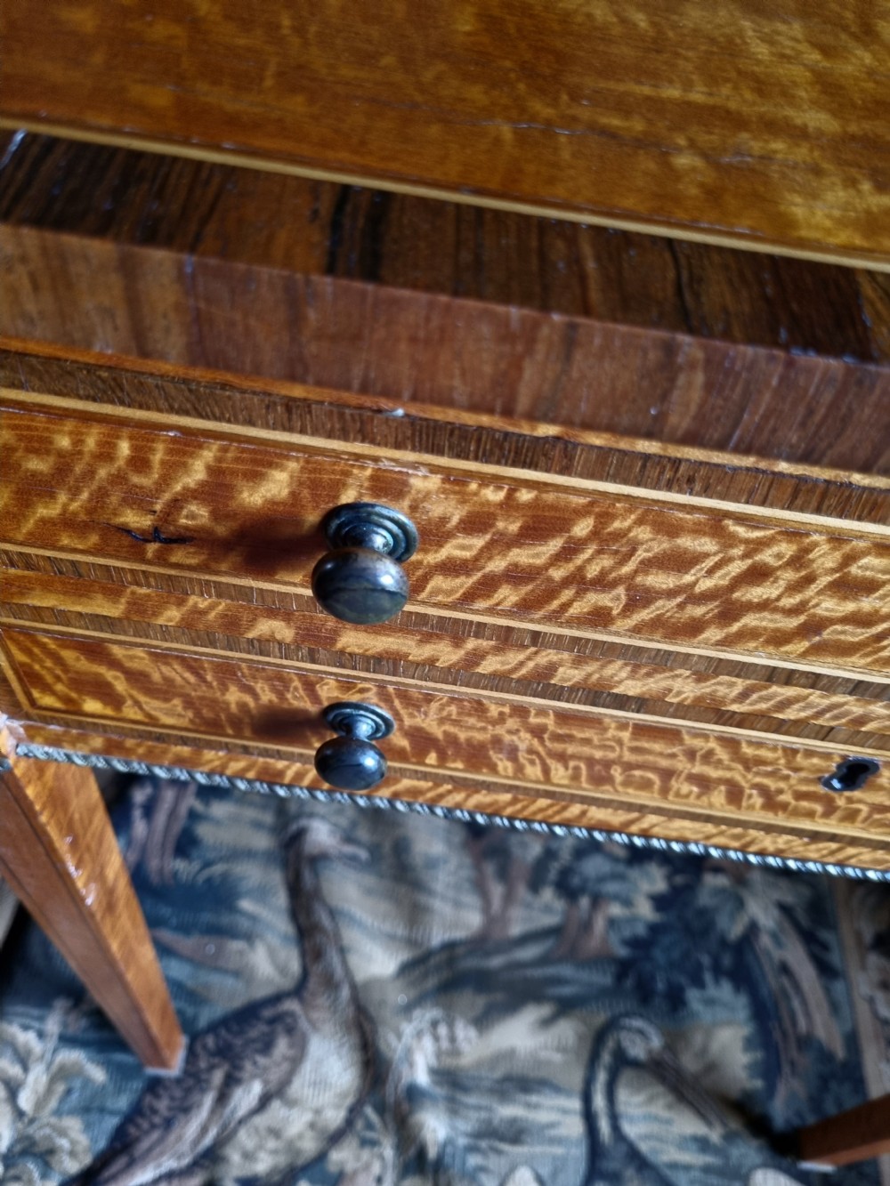 SUPERB GEORGIAN SATINWOOD SIDE TABLE WITH DRAWER View IV
