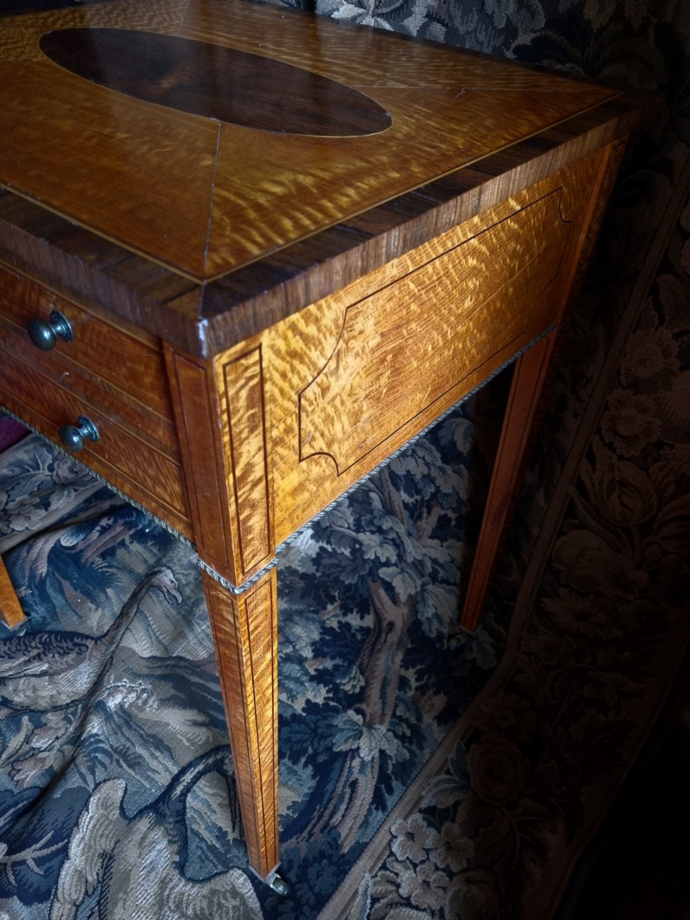 SUPERB GEORGIAN SATINWOOD SIDE TABLE WITH DRAWER View VII