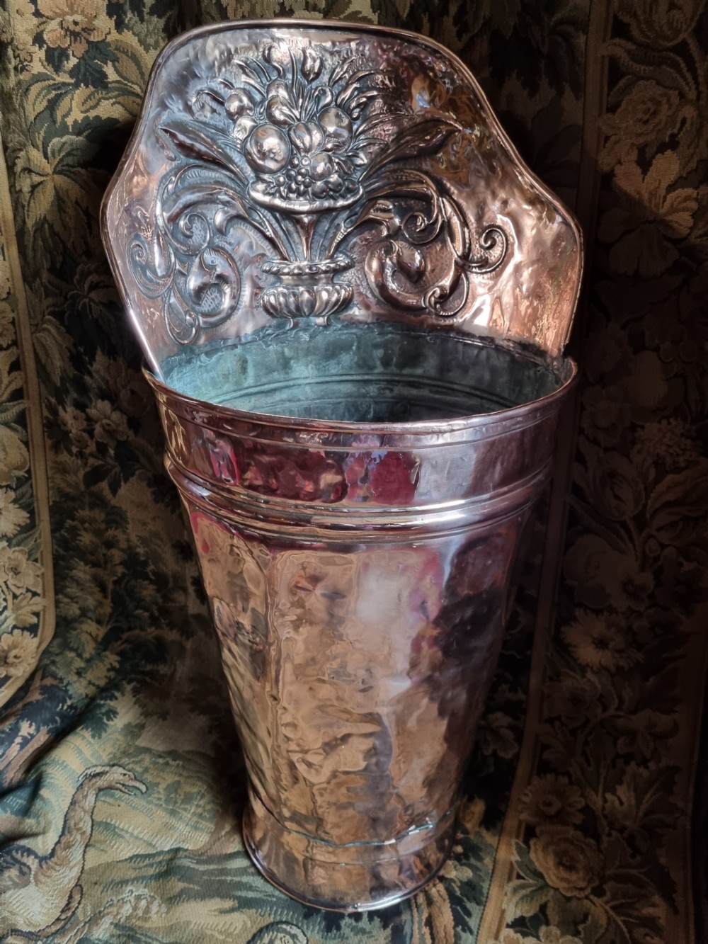 LARGE 19THC FRENCH COPPER EMBOSSED GRAPE HOD  View VI