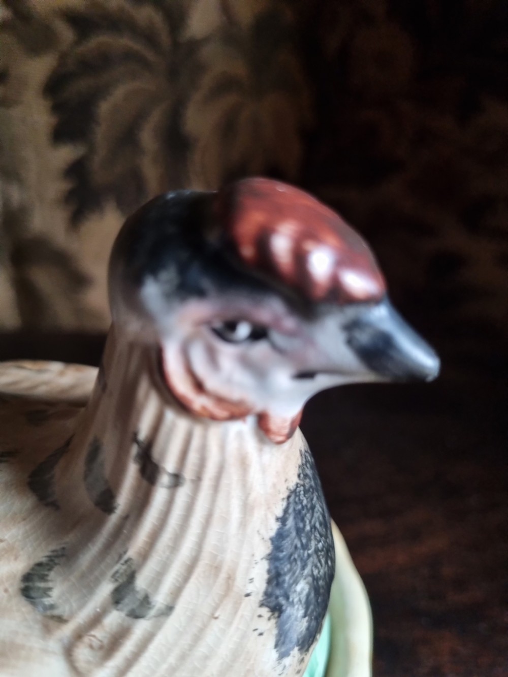 AN ANTIQUE STAFFORDSHIRE 
