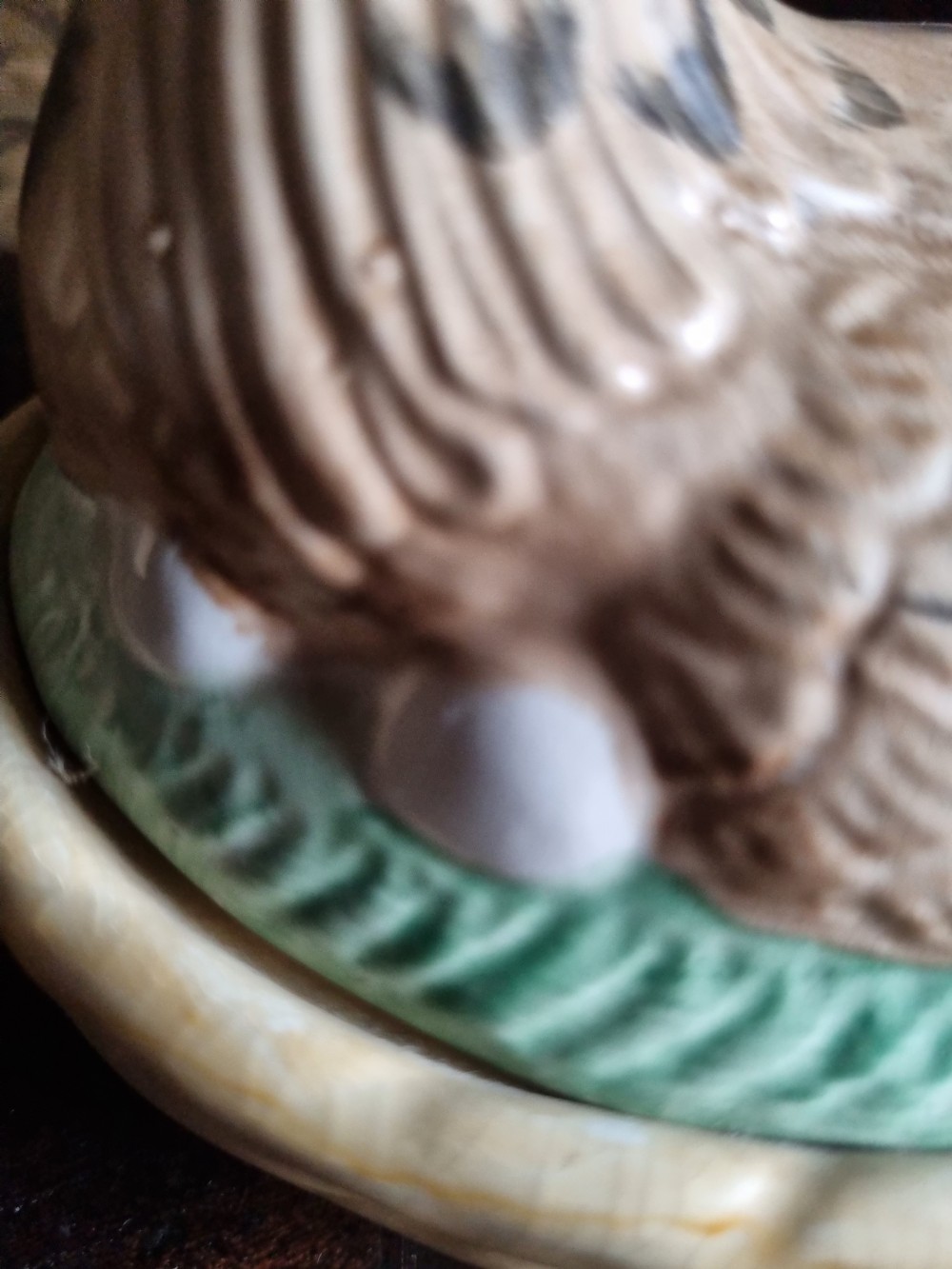 AN ANTIQUE STAFFORDSHIRE 