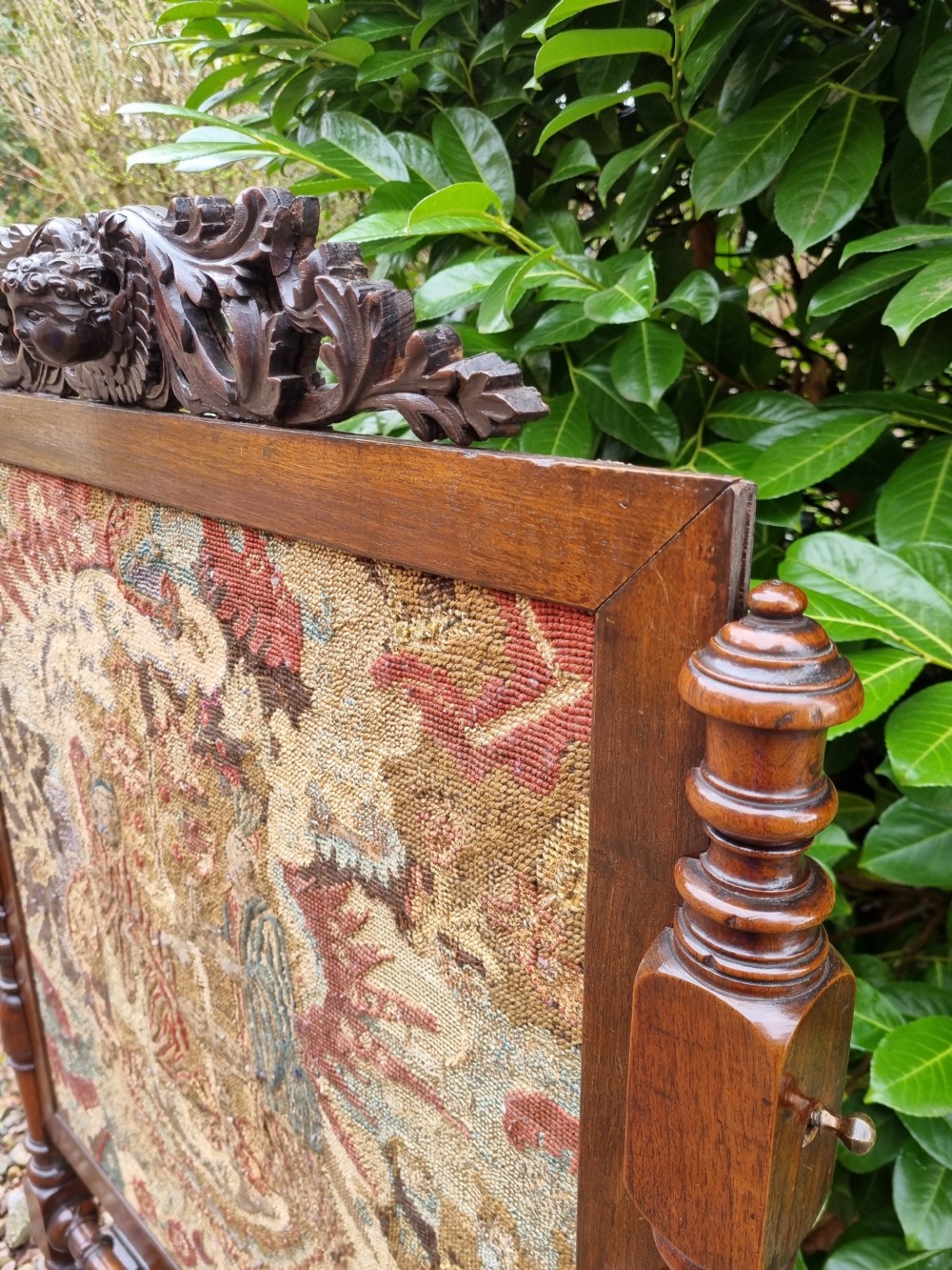 LARGE ANTIQUE MAHOGANY SCREEN WITH A 17TH/E 18C STUMPWORK /TAPESTRY
 View IX