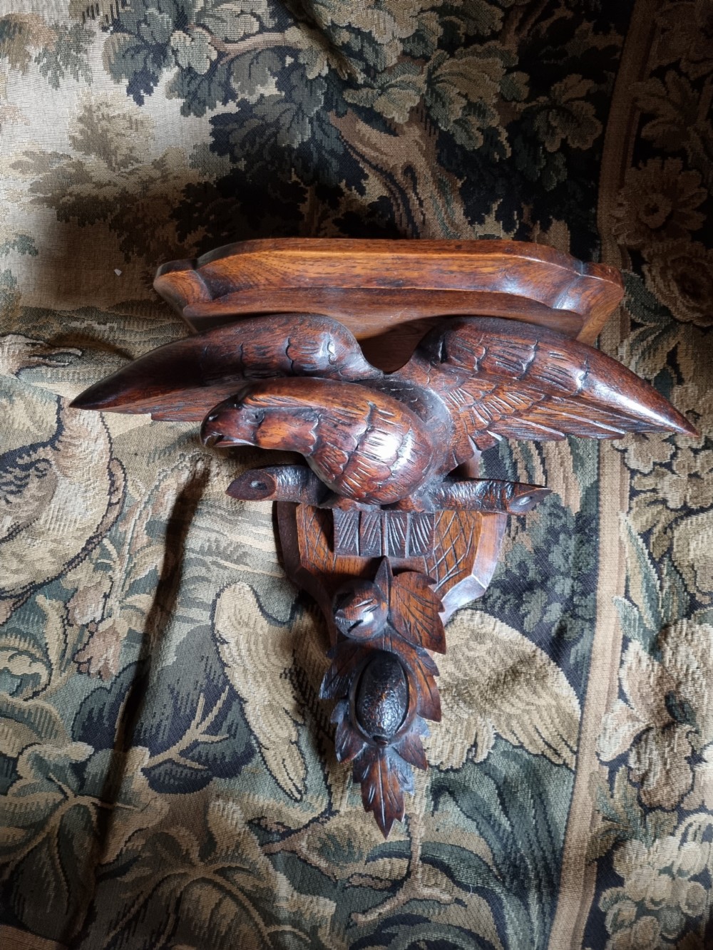 A GOOD LARGE BLACK FOREST CARVED EAGLE SHELF/WALL BRACKET
 View IV