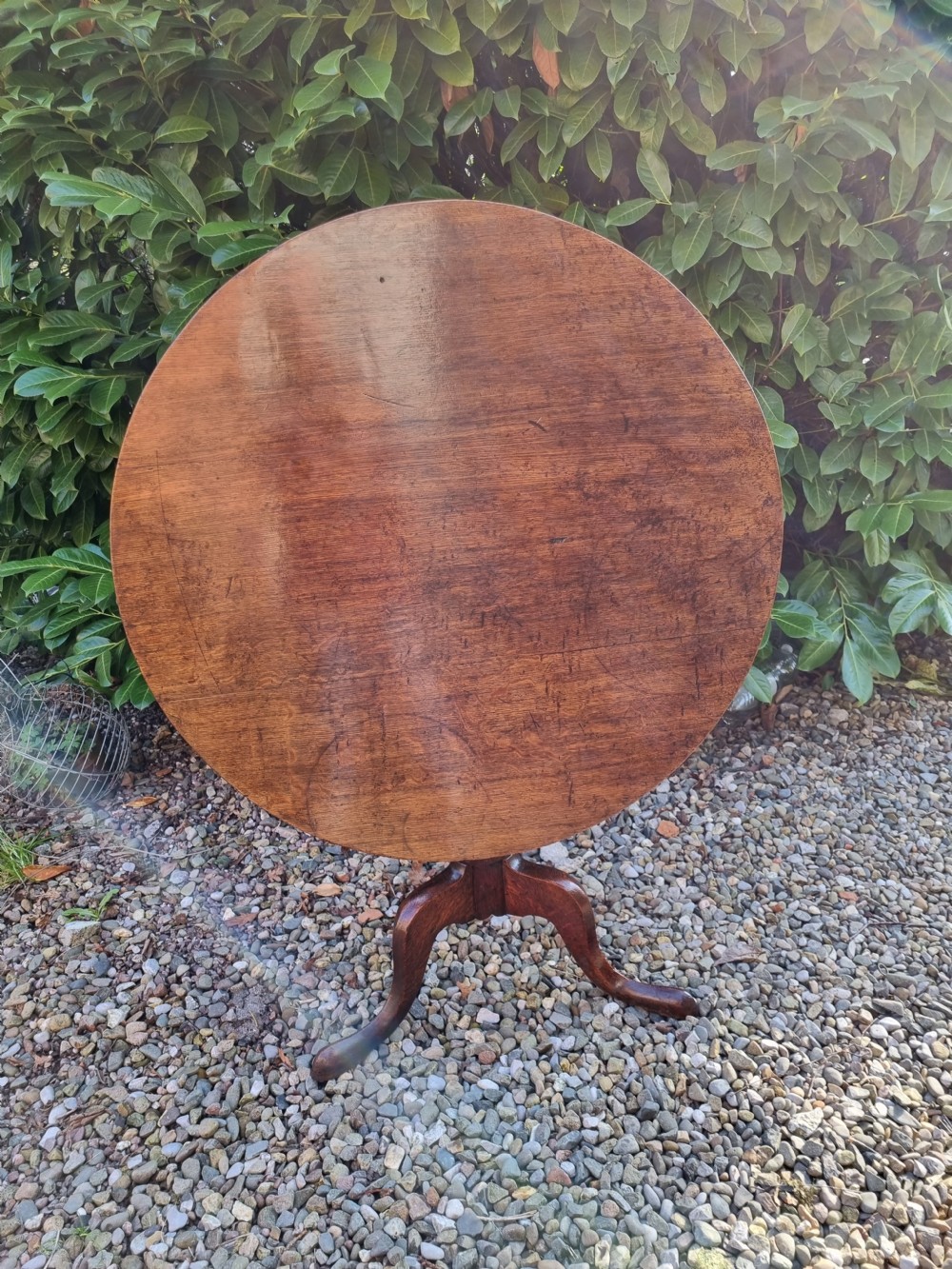 ANTIQUE LATE 18THC OAK LARGE TRIPOD TABLE View II