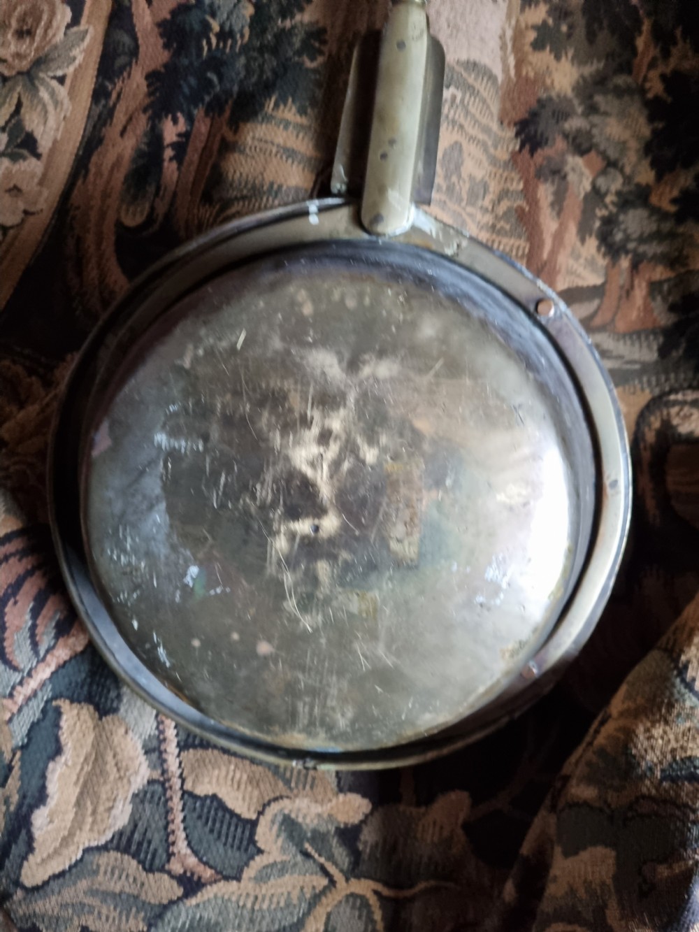17THC BRASS HANDLED EMBOSSED OVAL WARMING PAN  View VI