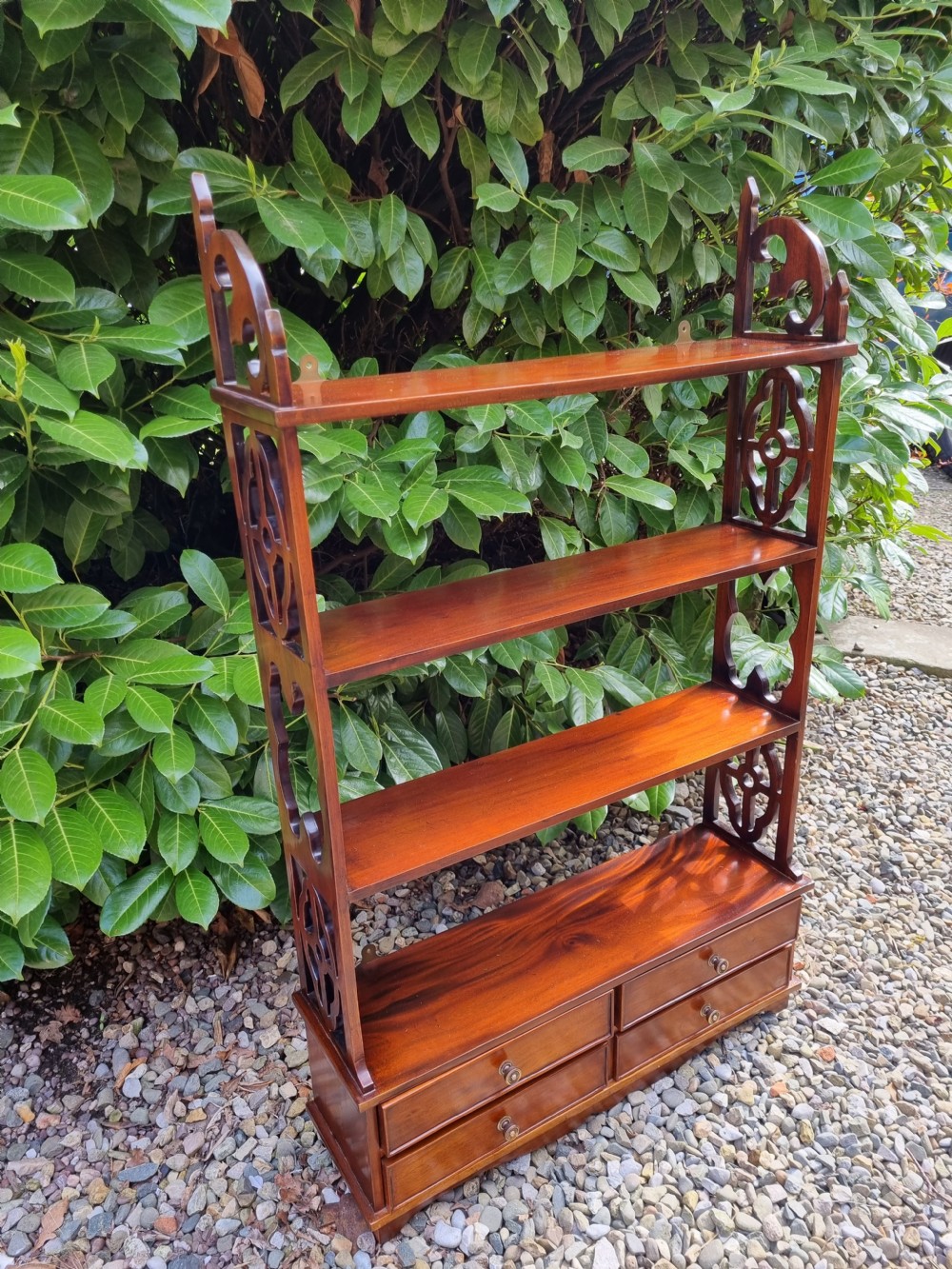 A LARGE CHIPPENDALE STYLE MAHOGANY SET OF FRETTED SHELVES View V
