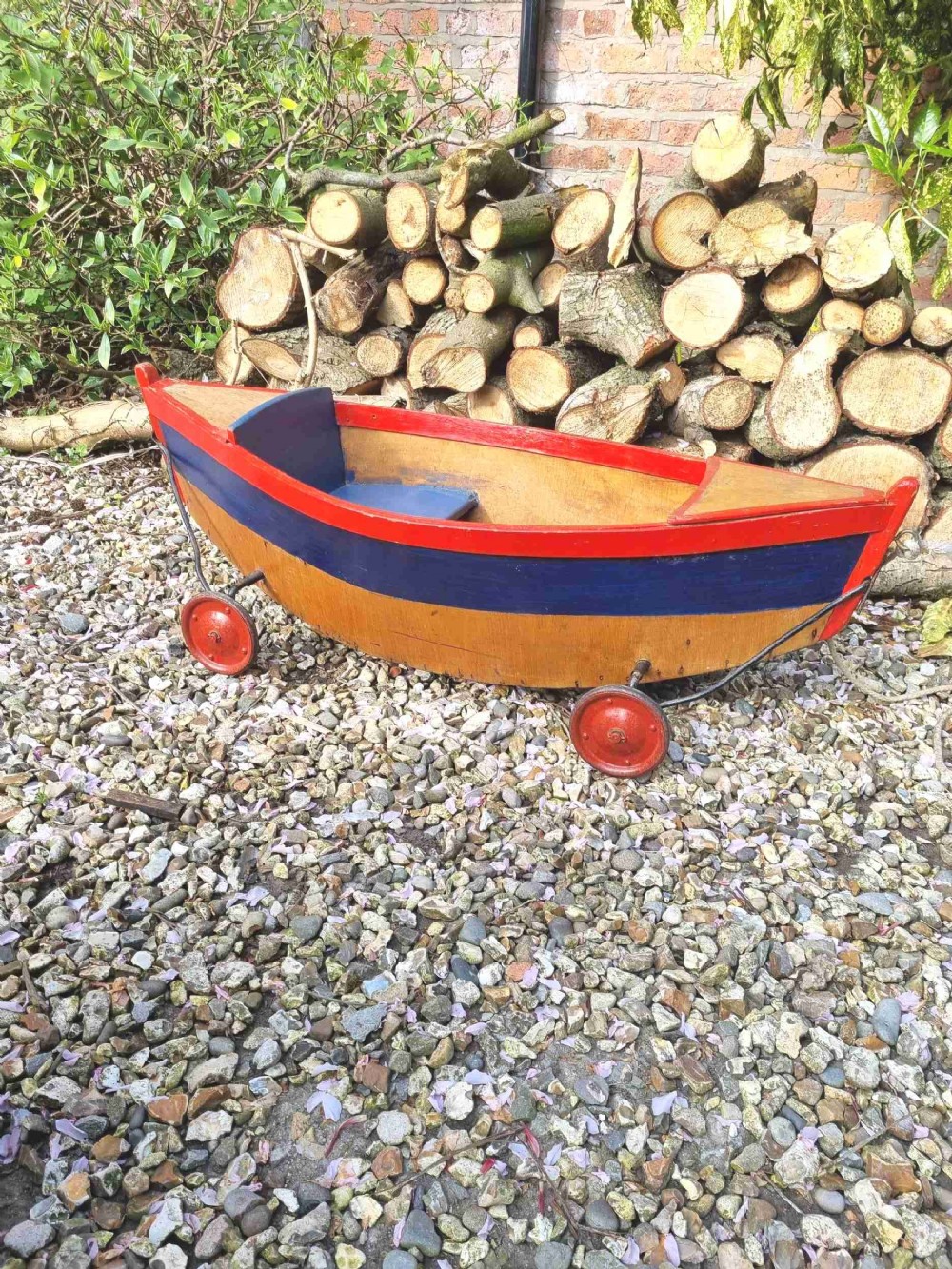 UNUSUAL ANTIQUE CHILDS SIT IN  PULL ALONG BOAT 