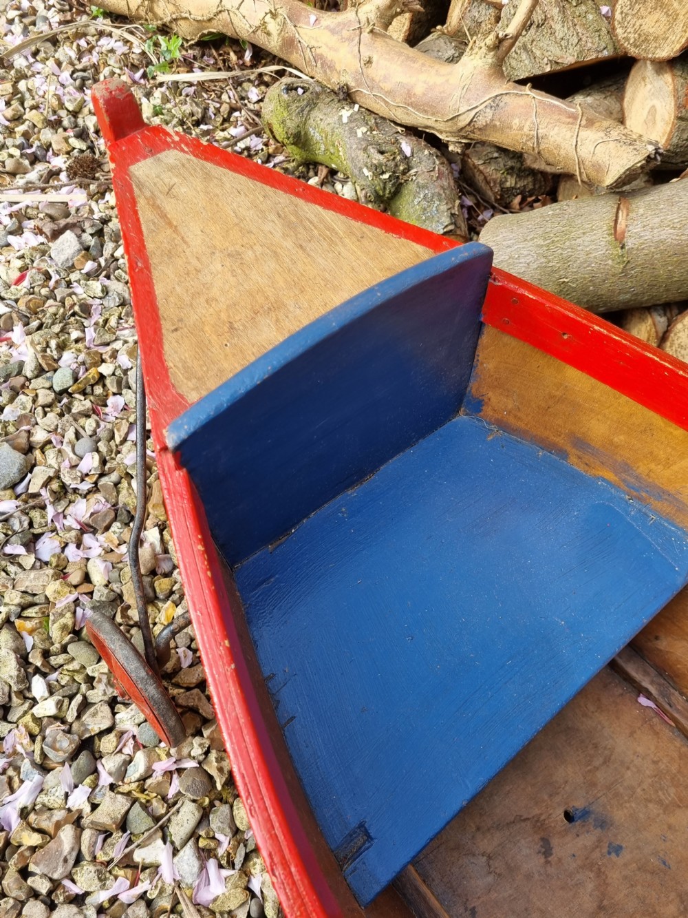 UNUSUAL ANTIQUE CHILDS SIT IN  PULL ALONG BOAT  View III