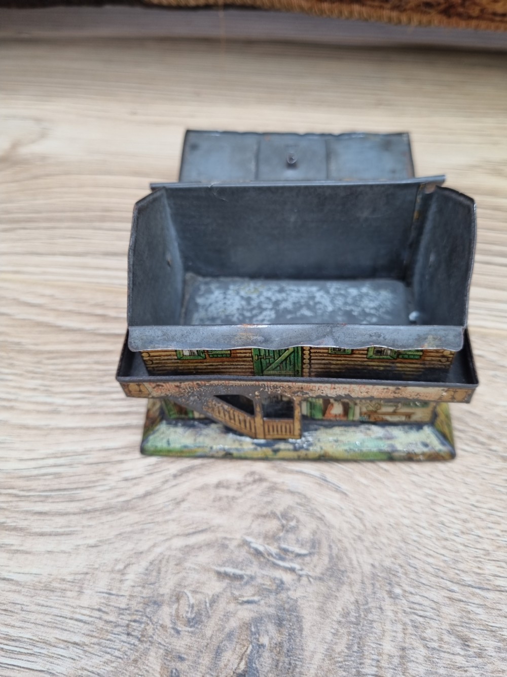 GOOD ANTIQUE TINPLATE MONEY BOX AUSTRIAN COMPLETE View IV