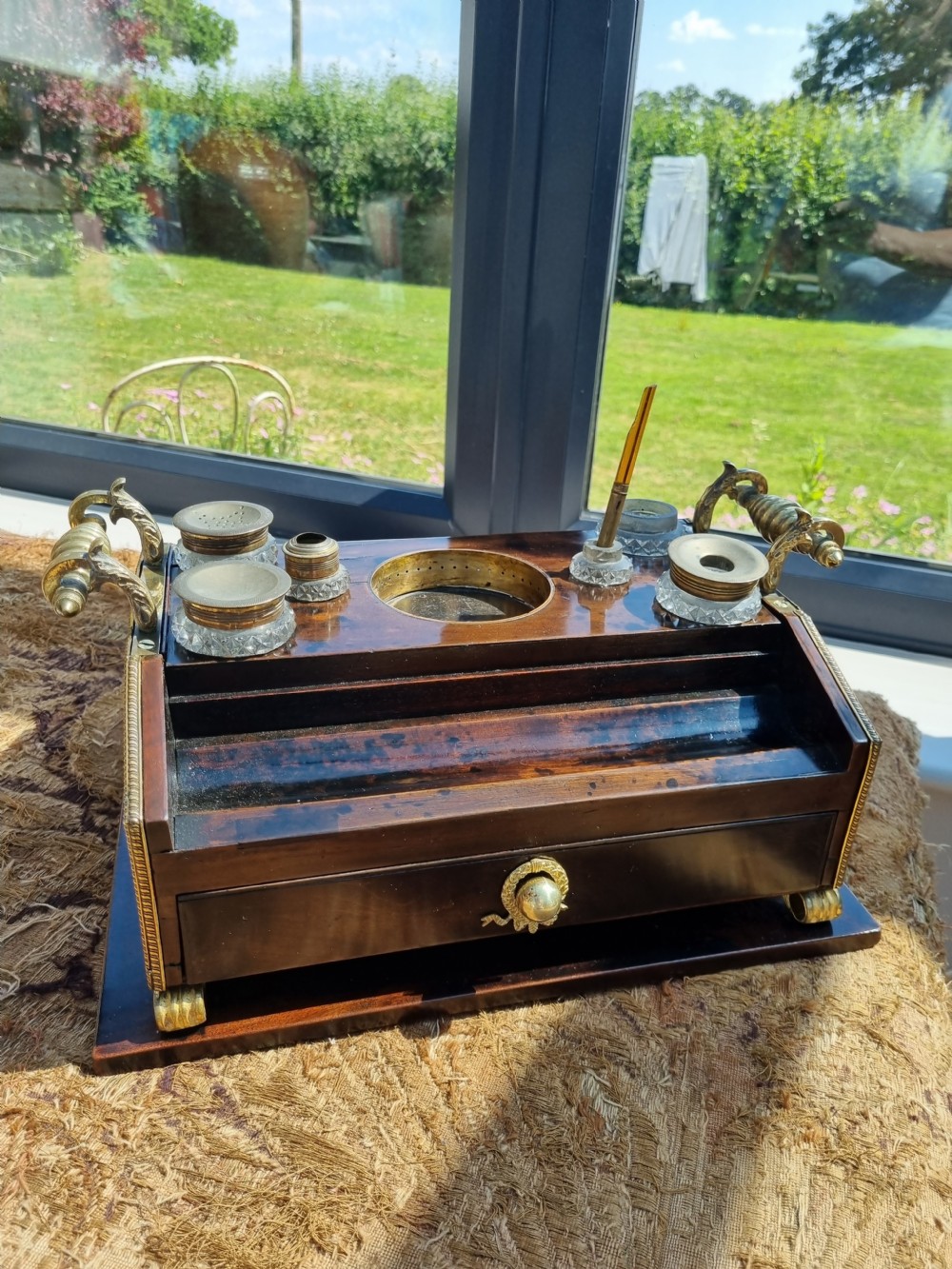 A GRAND REGENCY OMULU MOUNTED COROMANDEL INKSTAND View VI