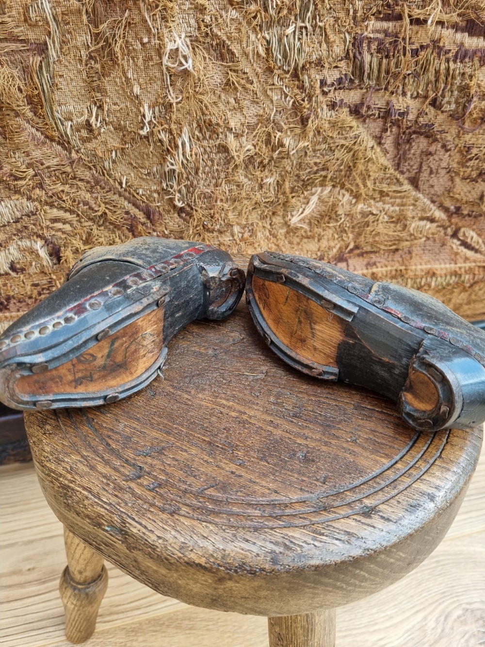 LOVELY PAIR OF VICTORIAN CHILD,S LEATHER CLOGS  View III