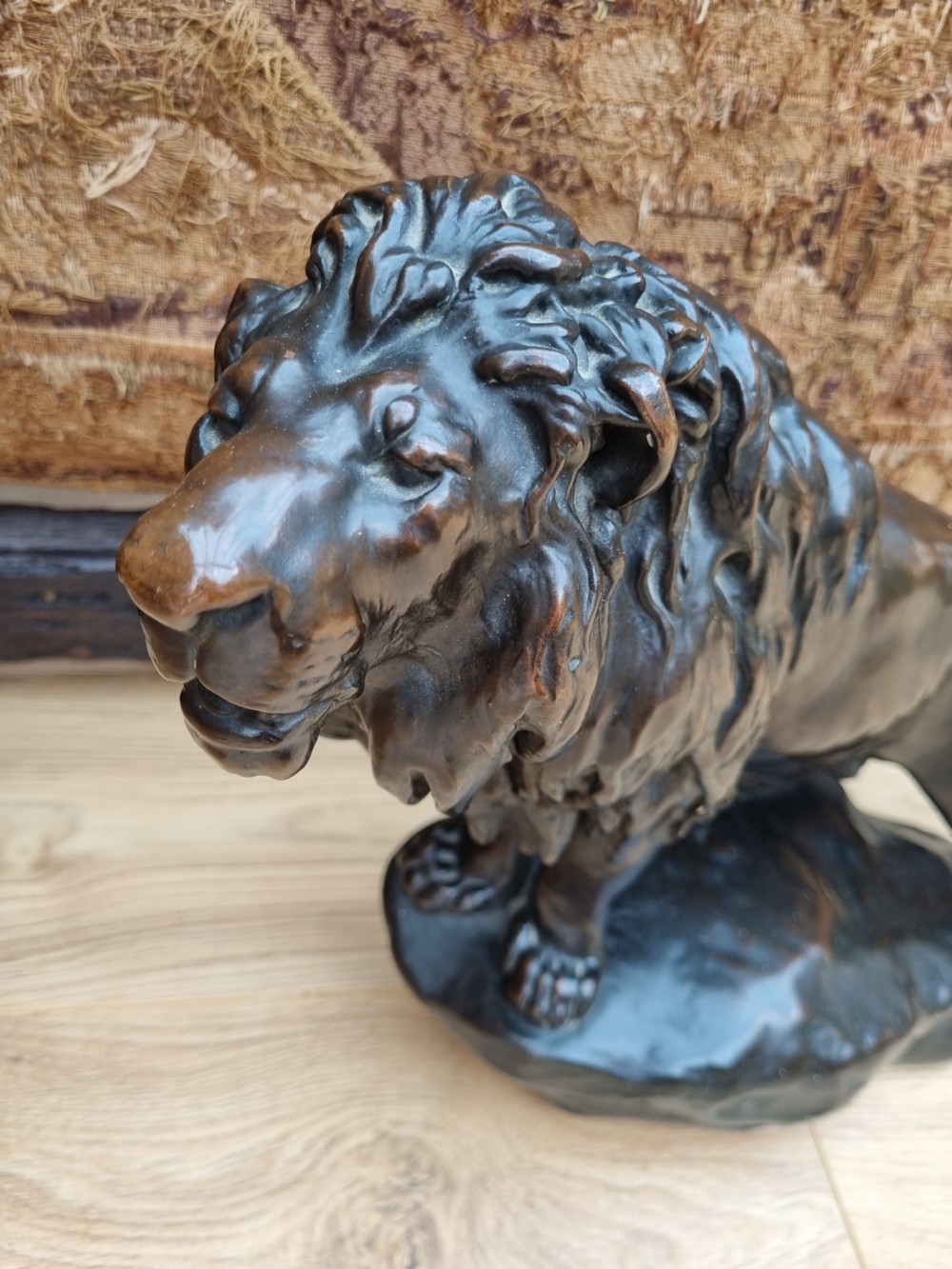 EARLY 2OTHC LARGE BRONZE LION SIGNED G VASTAGH 1868-1946 View IV