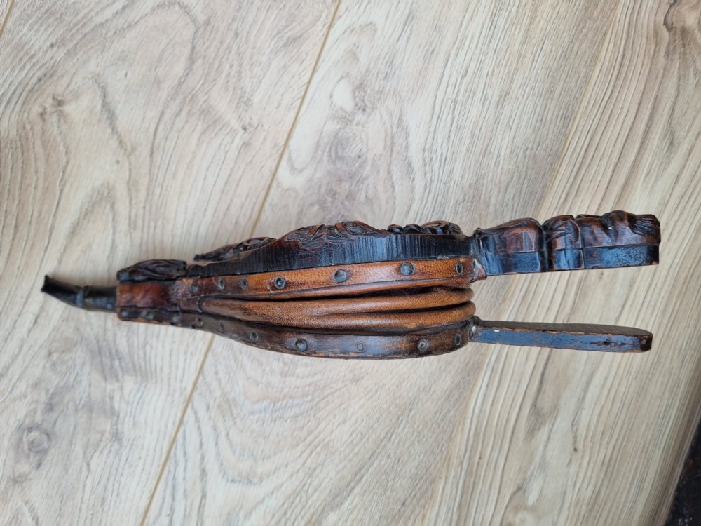 WONDERFUL WELL PRESERVED PR OF L17TH/E18THC OAK  FIRE BELLOWS View III