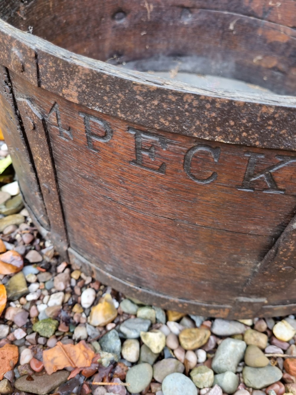 A  GENUINE ROYAL CONNECTION GEO1V C1826 4 PECK OAK MEASURE. View IV