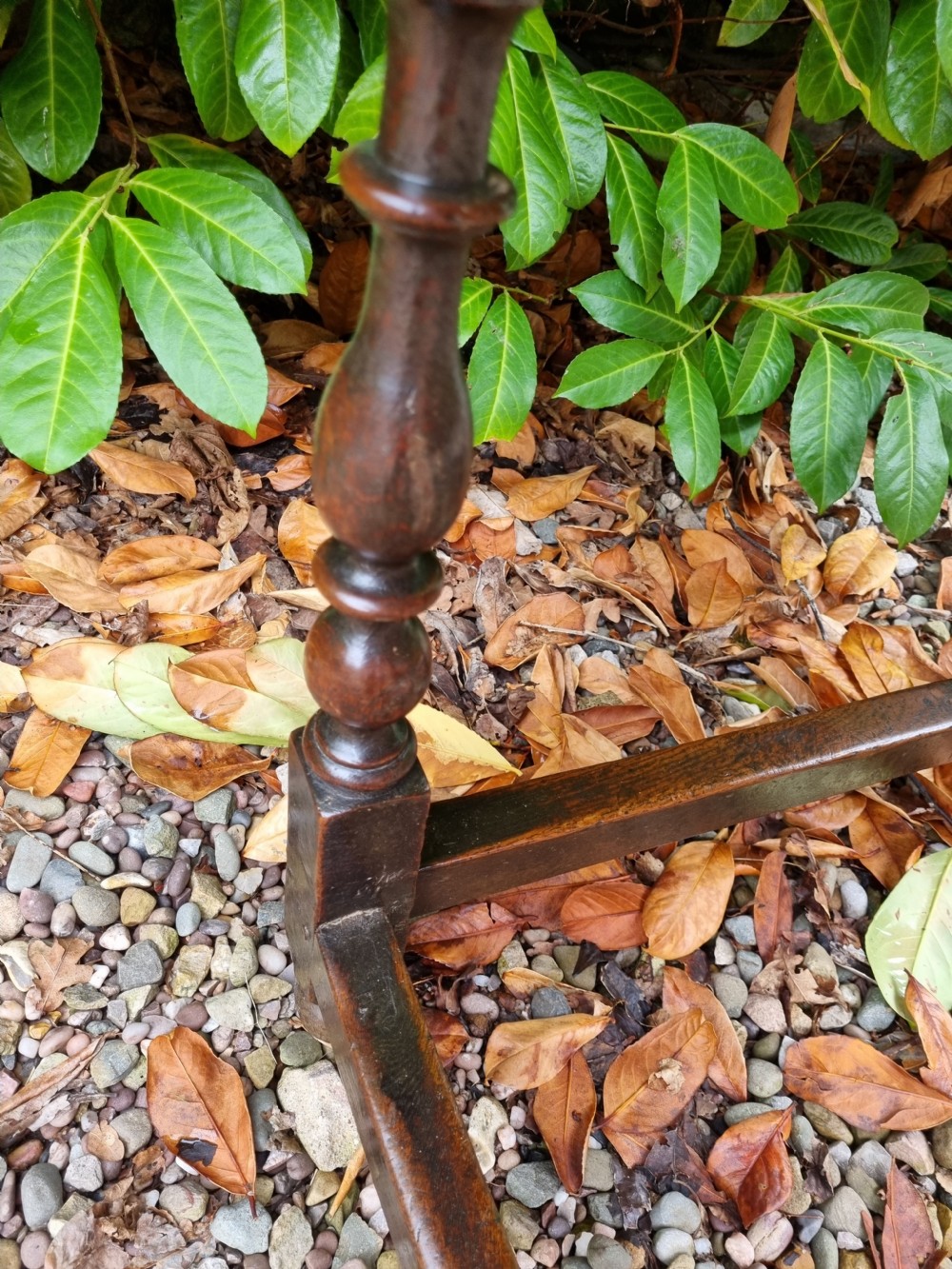 A SIMPLE HONEST EARLY 18THC OAK SIDE TABLE WITH DRAWER . View VI