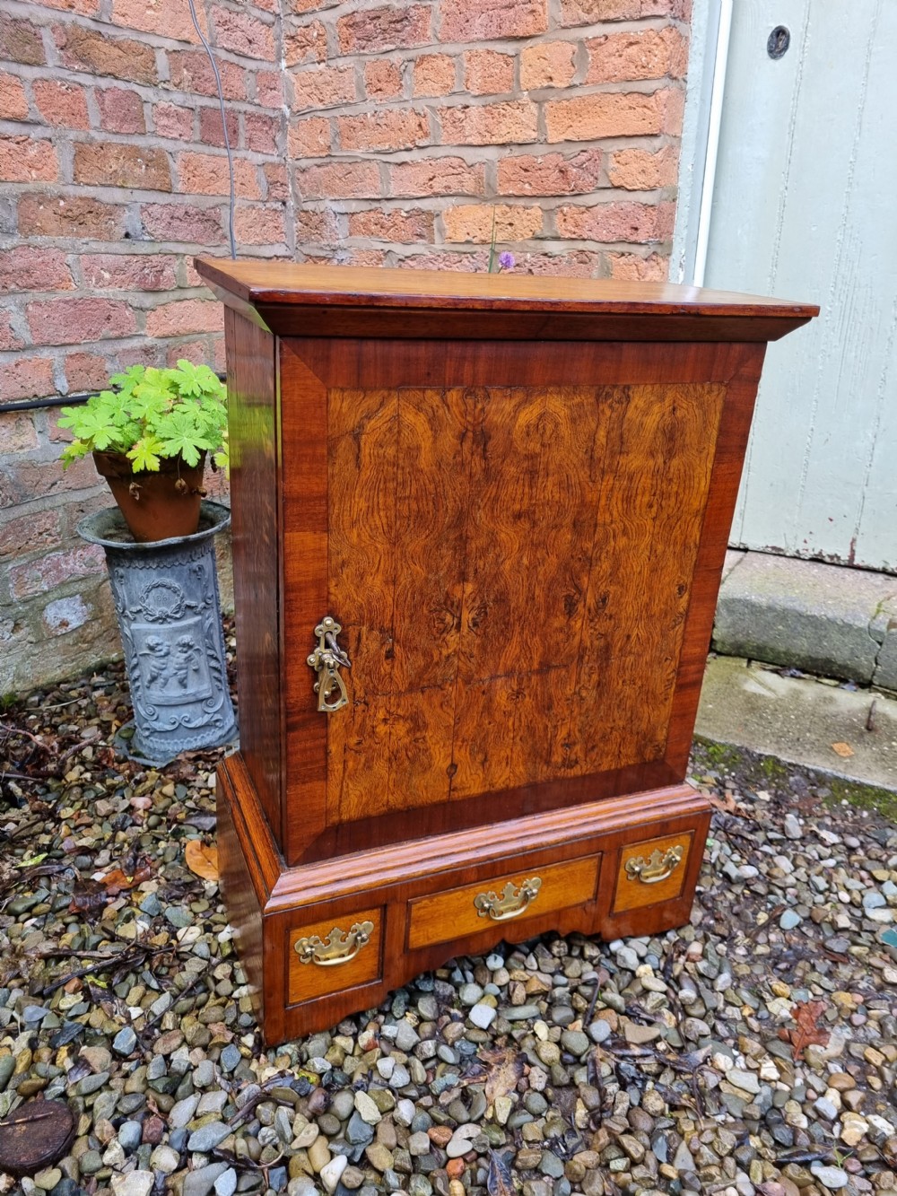 GEORGIAN OAK AND MAHOGANY SPICE CUPBOARD. View IV