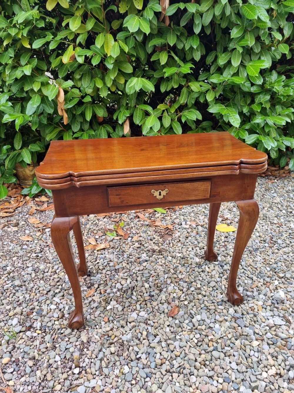 GOOD  EARLY18THC TRIPLE TOP GAMES TABLE IN WALNUT POSS. IRISH