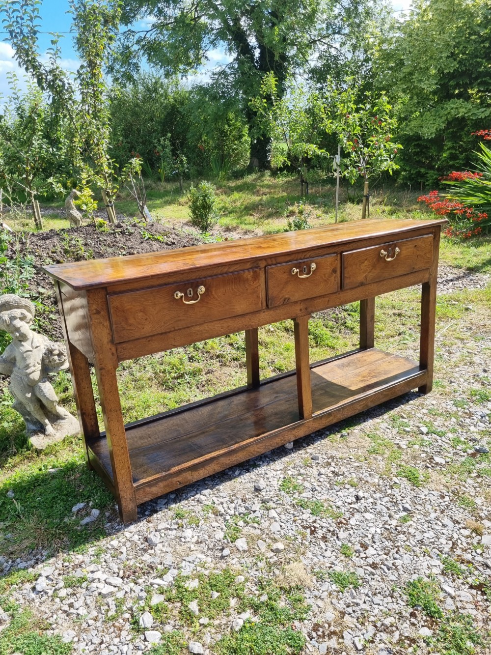 RARE 18THC SOUTH WALES ELM POT BOARD DRESSER BASE .