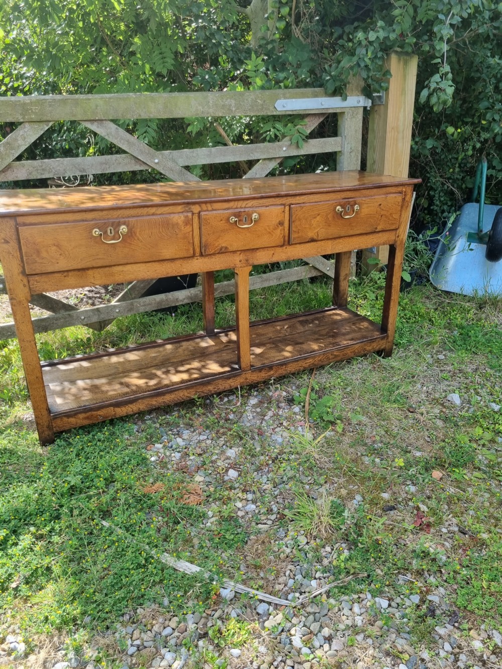RARE 18THC SOUTH WALES ELM POT BOARD DRESSER BASE . View III