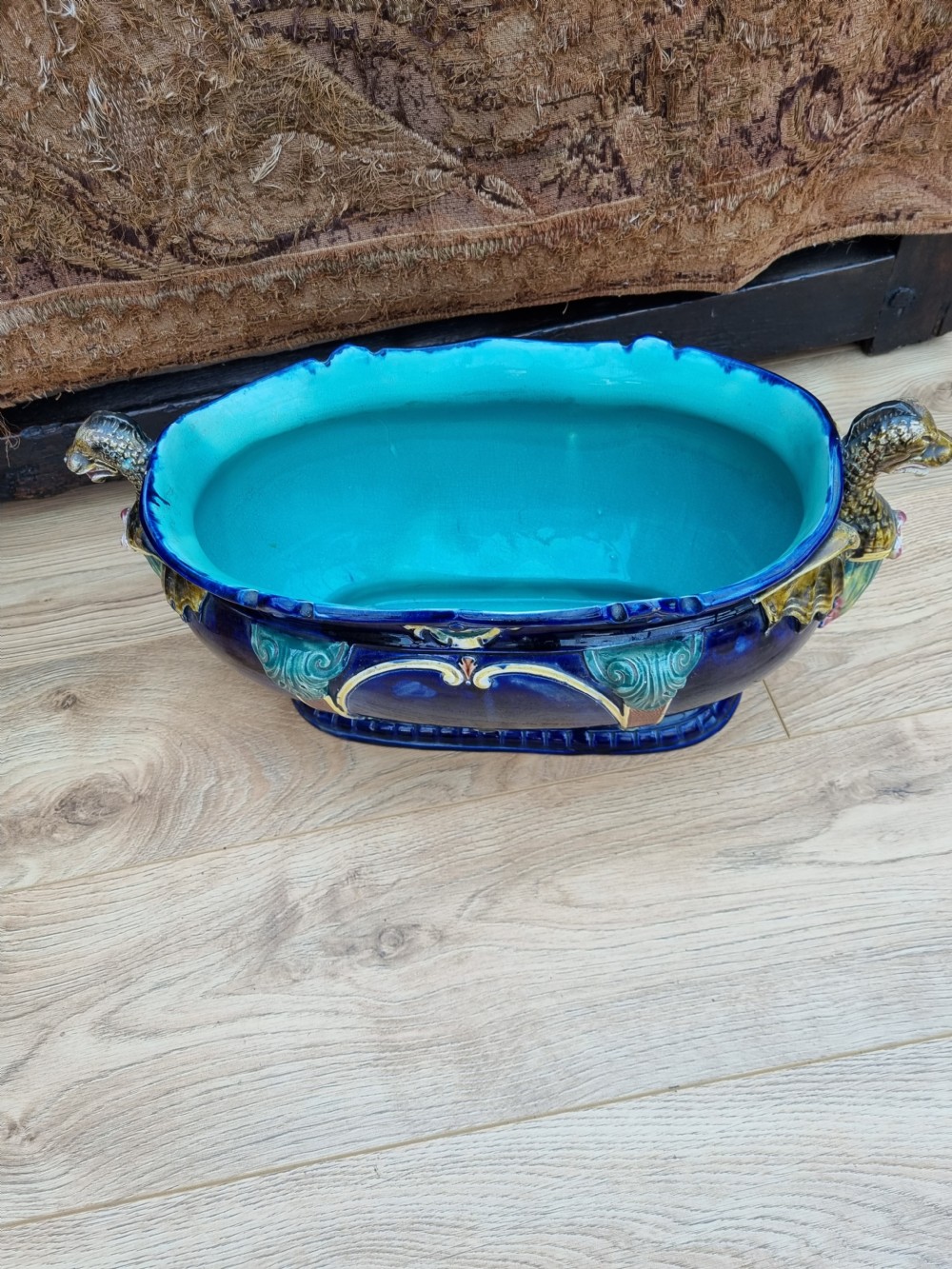 SUPER LARGE 19THC BLUE MAJOLICA PLANTER /JARDINIERE View VI