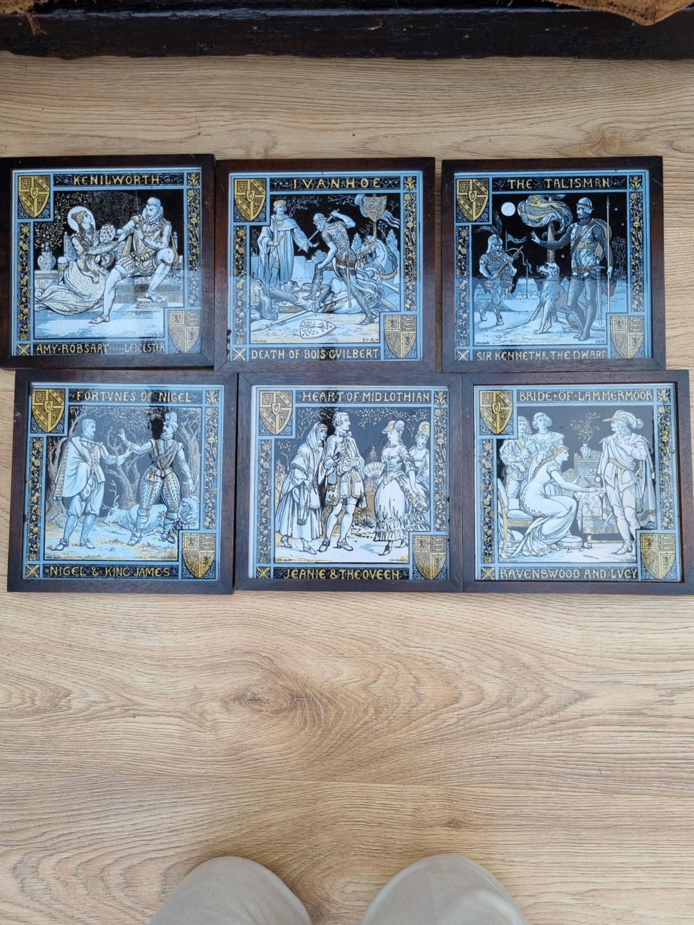 SET OF SIX 20CM MINTON 