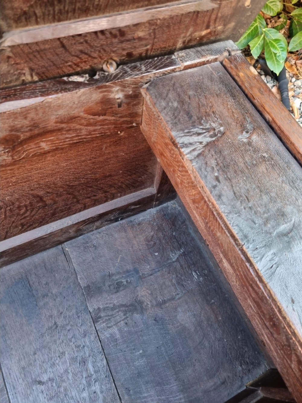 ORIGINAL 17THC PANELLED LID OAK  COFFER C1660 View III